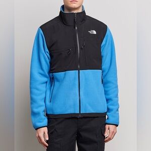 NEW Men’s NorthFace Denali Jacket